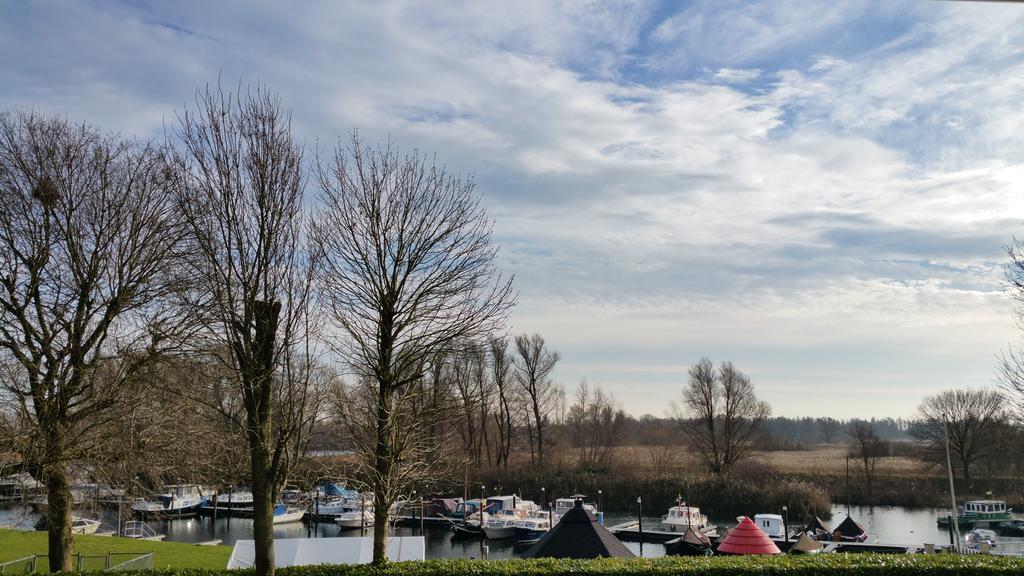 De Brabantse Biesbosch Hotel Werkendam Exterior foto